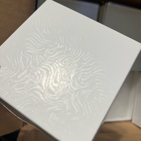 Swirl See Through Jewelry Boxes 96 pcs - Picture 3 of 4